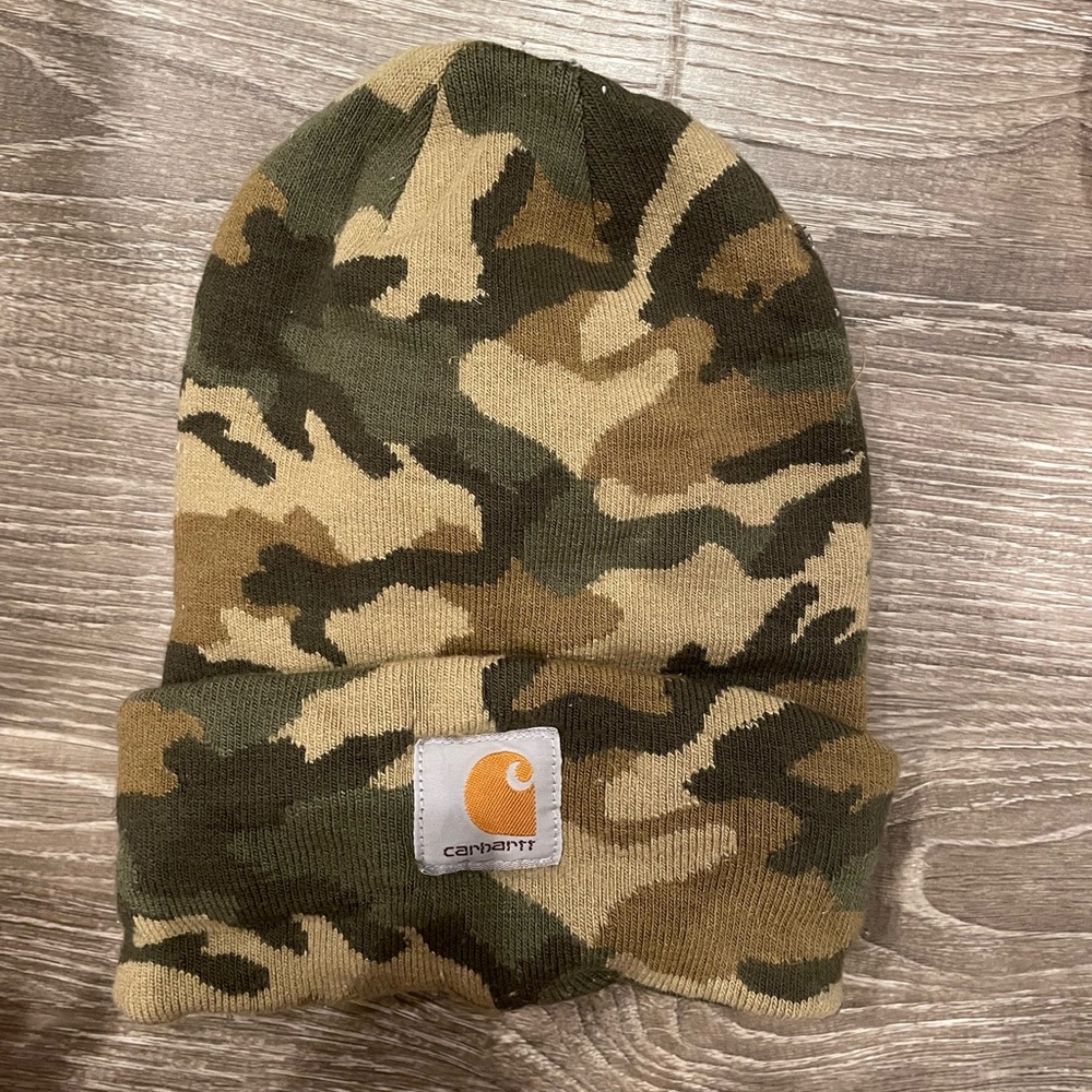 Vintage Camo Carhartt Beanie